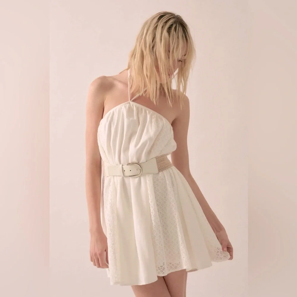 AMYLYNN Poplin Halter Swing Mini Dress in White Size M